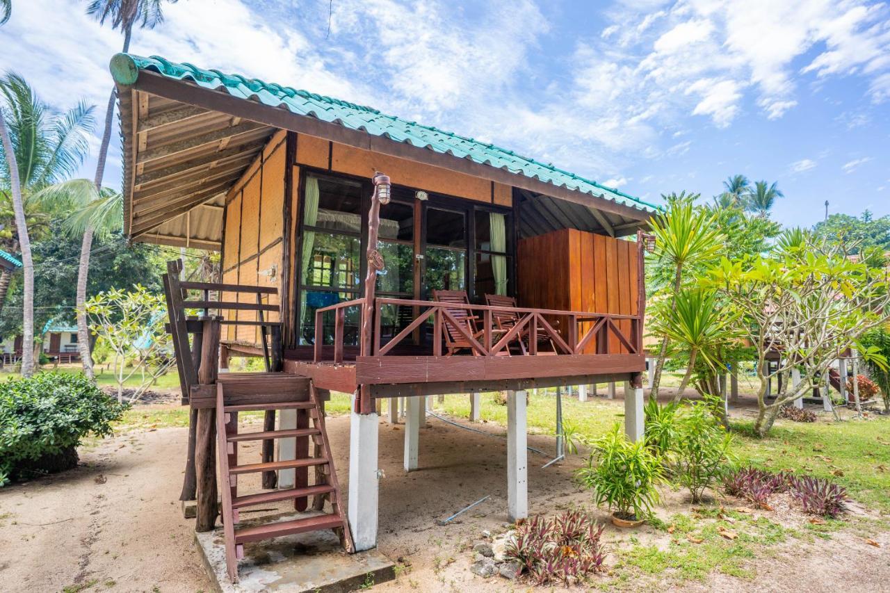 Libong Beach Resort Luaran gambar