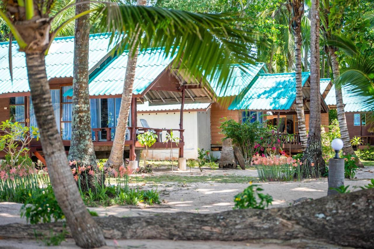 Libong Beach Resort Luaran gambar